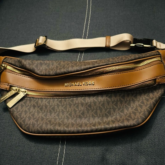 MK waist bag - Picture 4 of 7